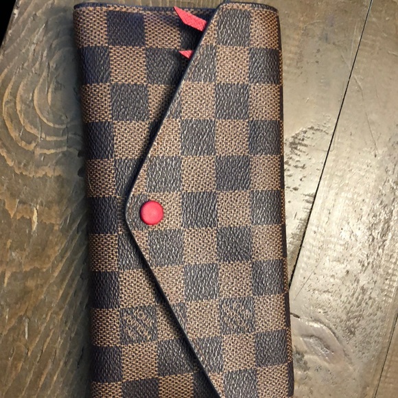 Louis Vuitton Handbags - Louis Vuitton wallet